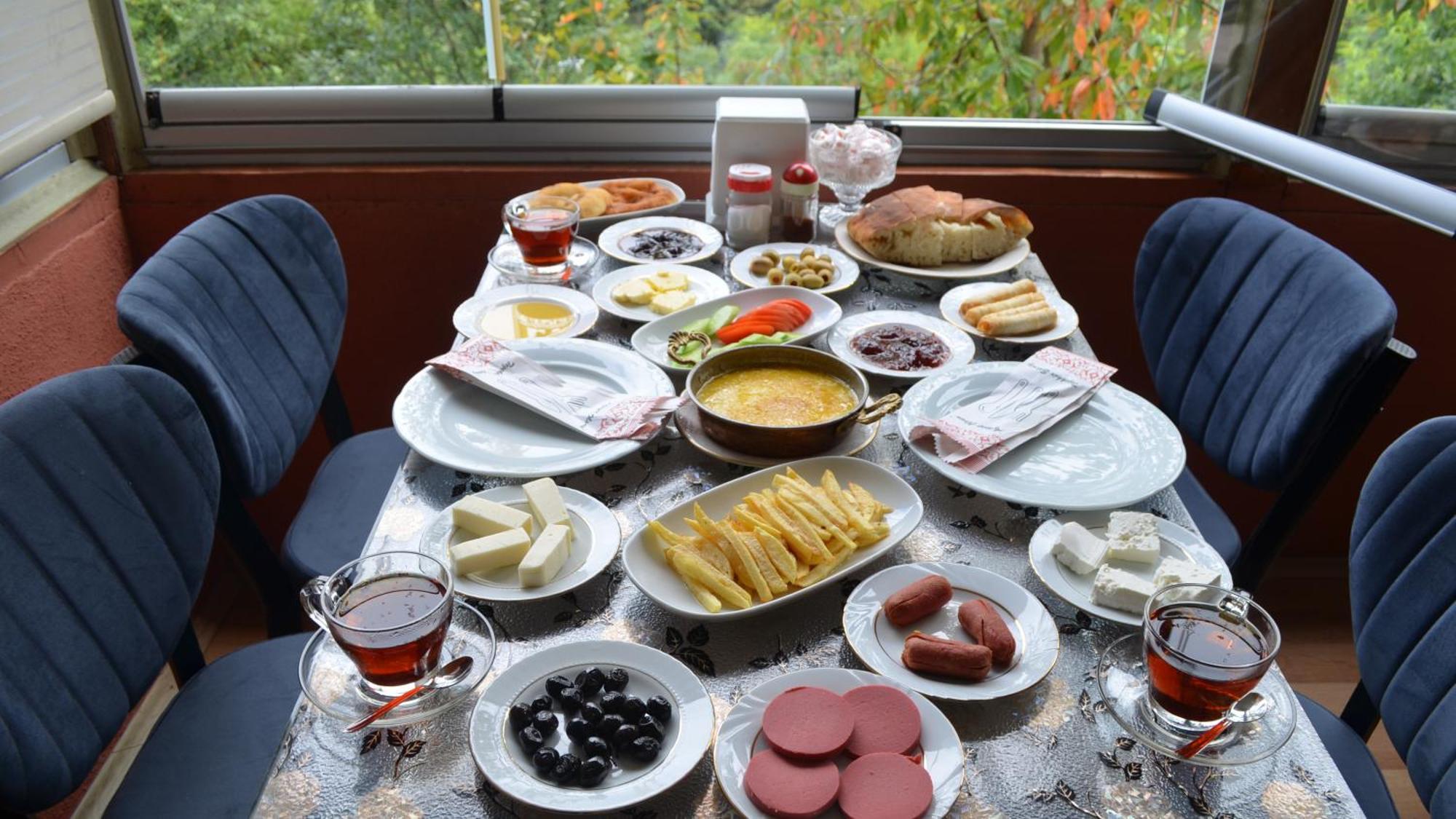 Yesil Vadi Restoran Ve Konaklama Artvin Extérieur photo