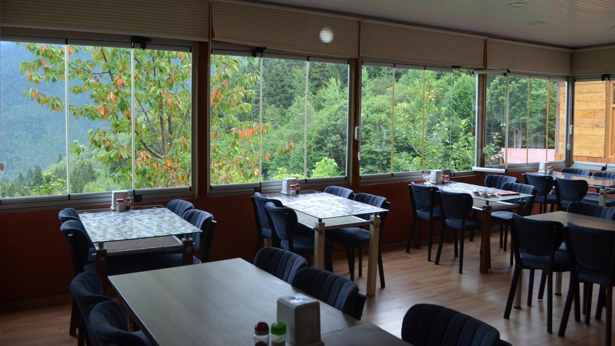 Yesil Vadi Restoran Ve Konaklama Artvin Extérieur photo